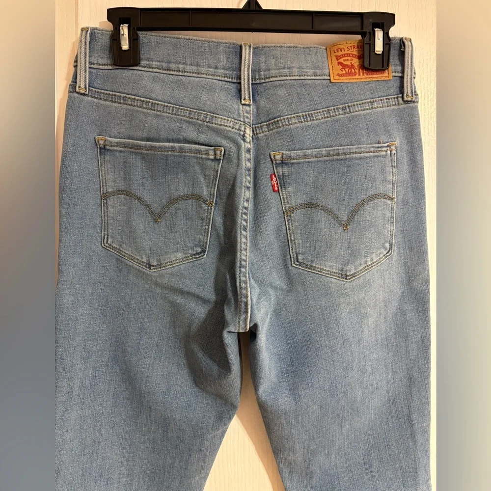 Levi’s Shaping Skinny Cotton Mid Rise Blue Denim Jeans Size 28 - Picture 10 of 15